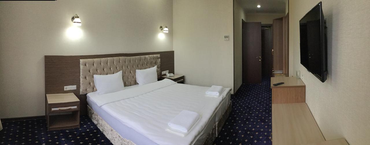 Hotel Khanaka Turkistan Exteriör bild