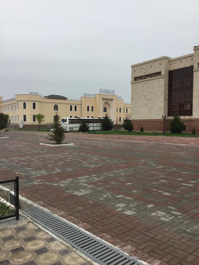 Hotel Khanaka Turkistan Exteriör bild